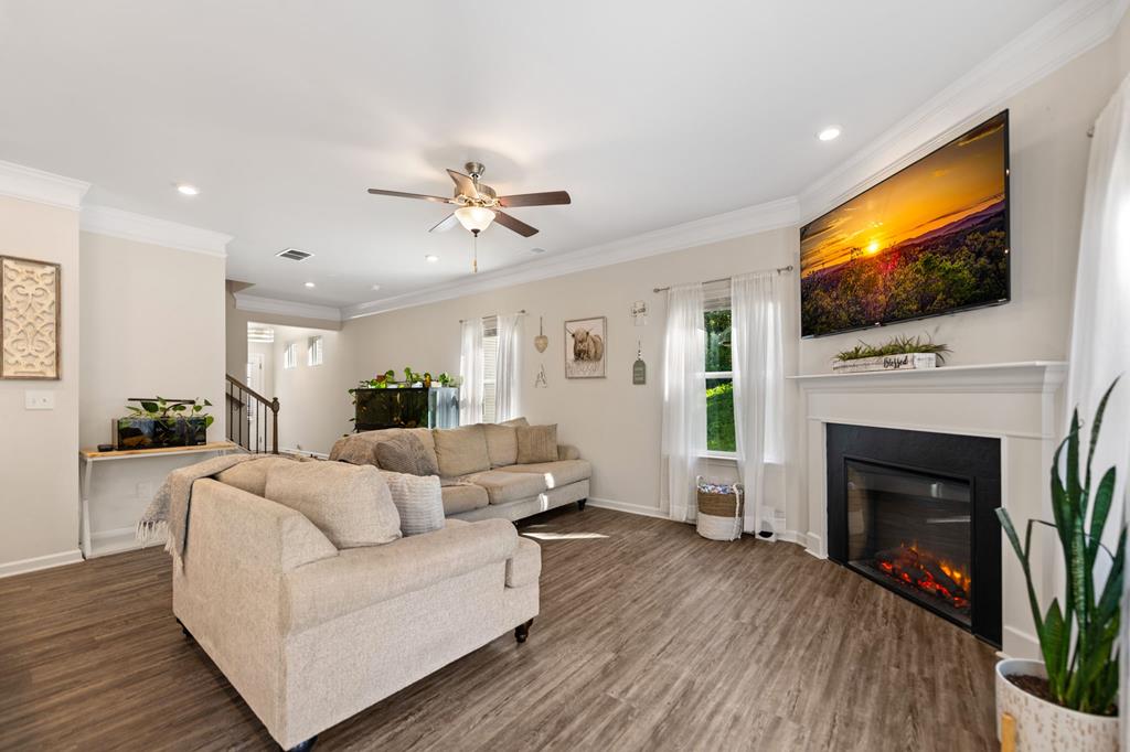 419330 Jasper Townhouse