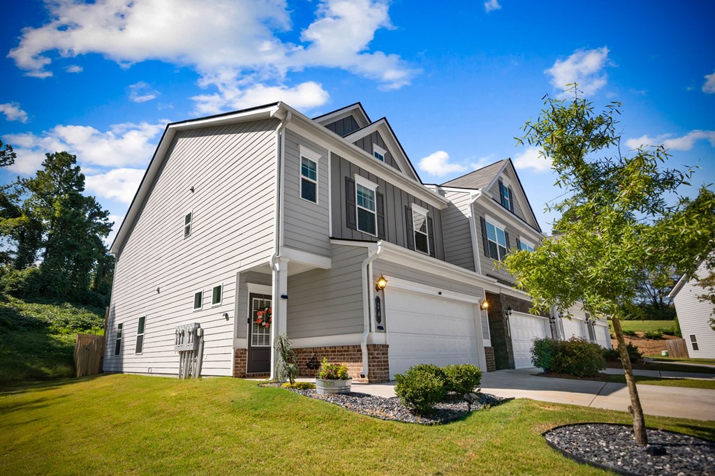 419330 Jasper Townhouse