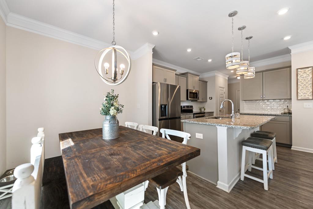 419330 Jasper Townhouse