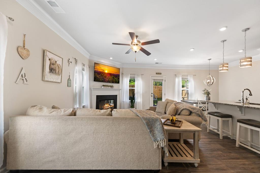 419330 Jasper Townhouse