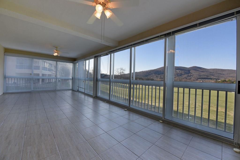 419334 Young Harris Condominium