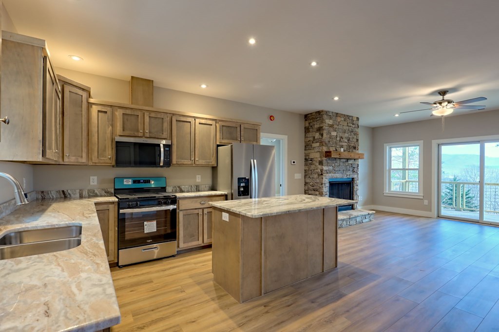 419340 Hiawassee Residential