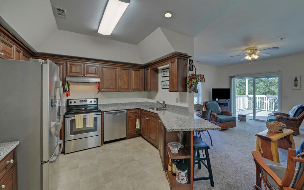 419357 Hiawassee Condominium