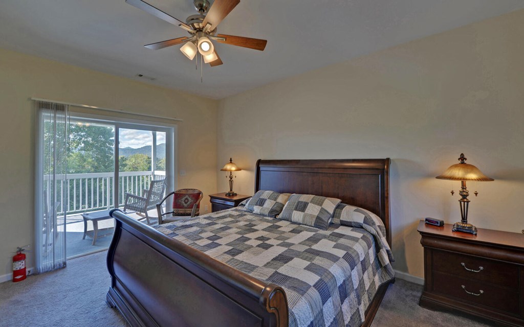 419357 Hiawassee Condominium