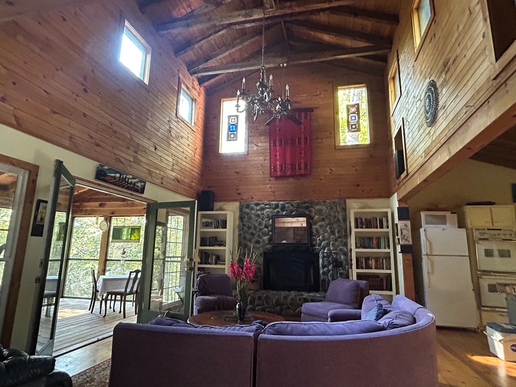 419371 Blue Ridge Residential