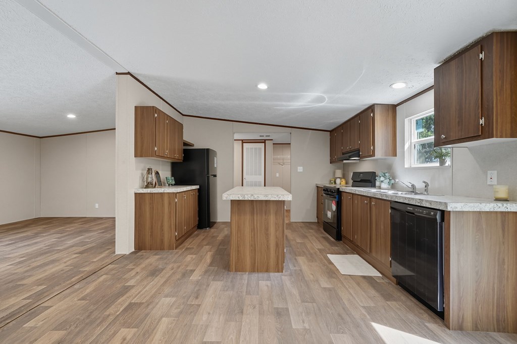 419376 Ball Ground Residential