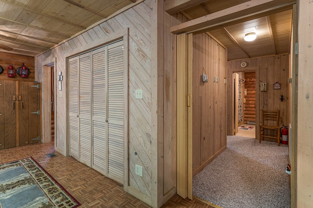 419381 Murphy Residential