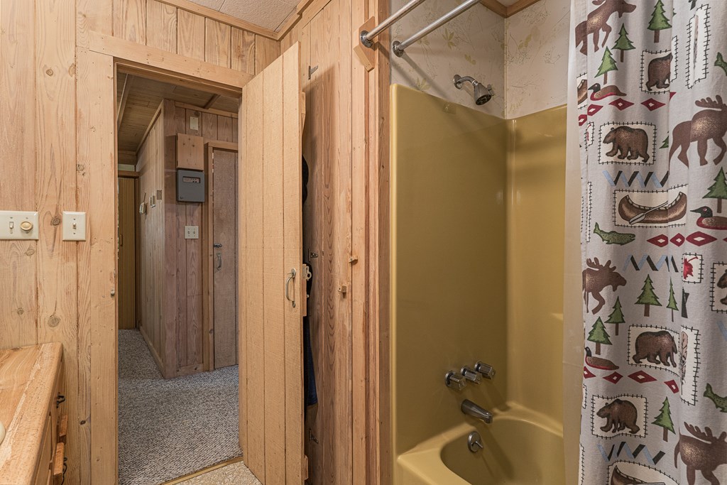 419381 Murphy Residential