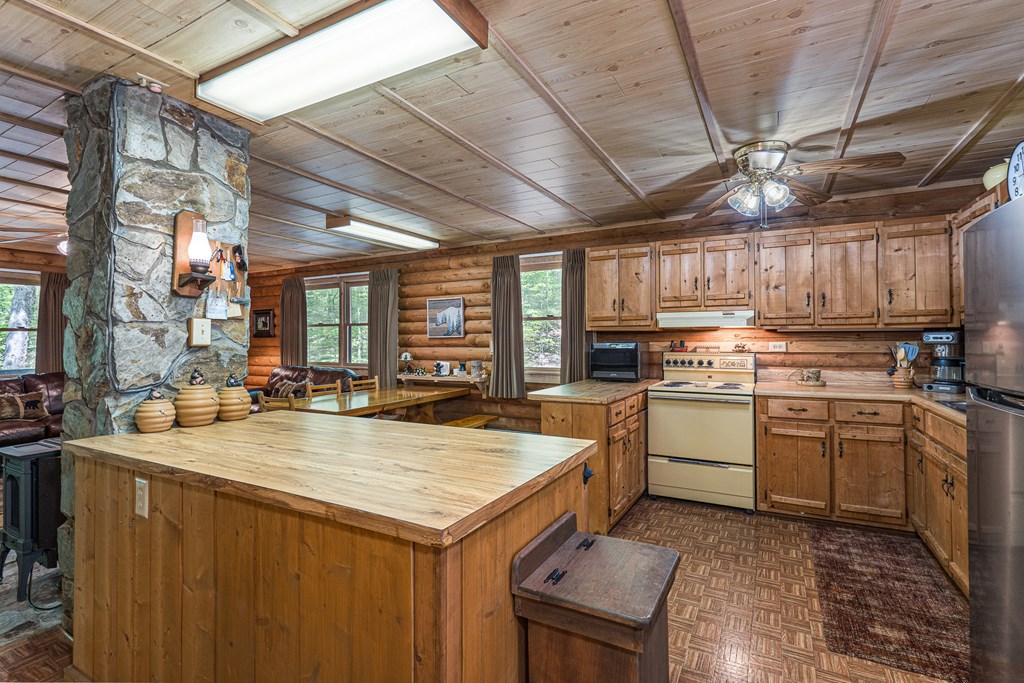 419381 Murphy Residential