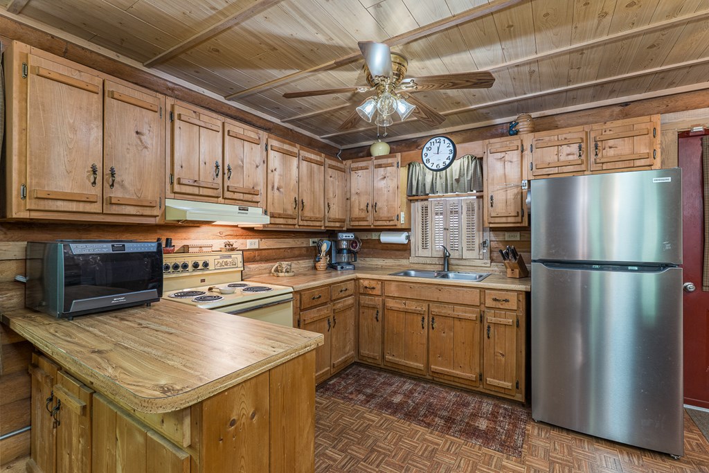 419381 Murphy Residential