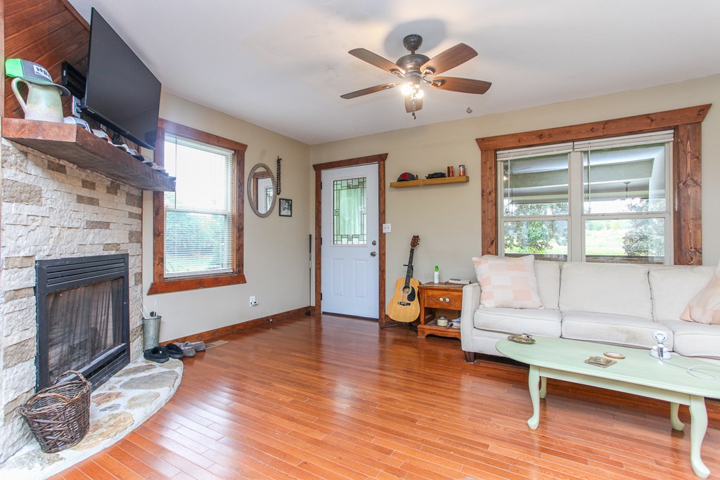 419383 Murphy Residential