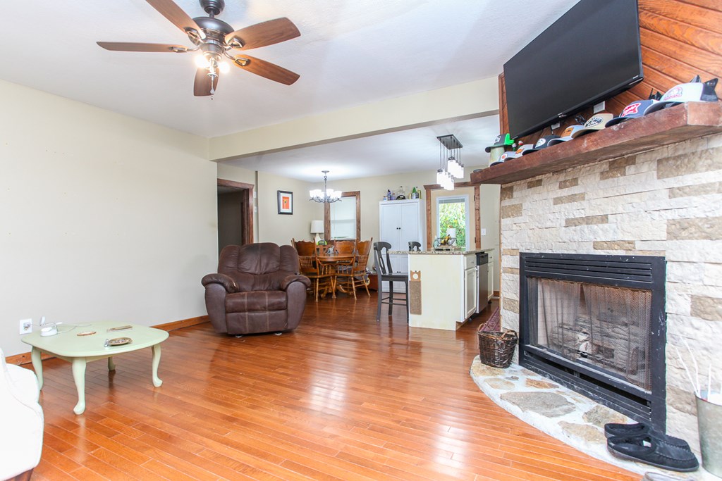 419383 Murphy Residential