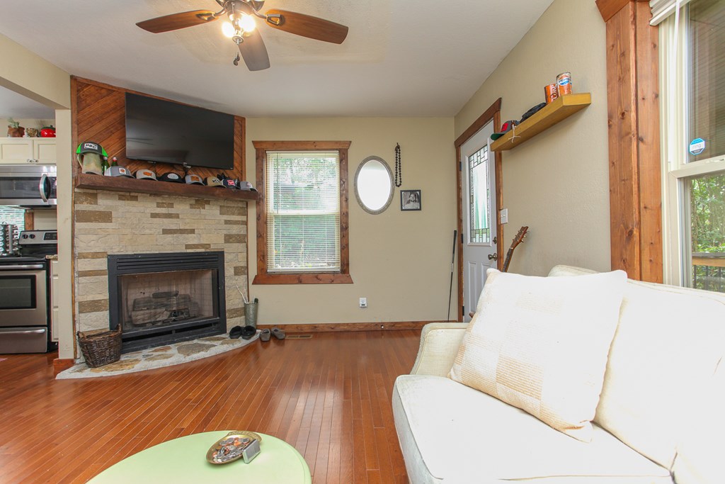 419383 Murphy Residential