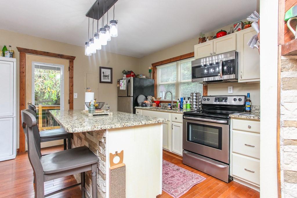 419383 Murphy Residential