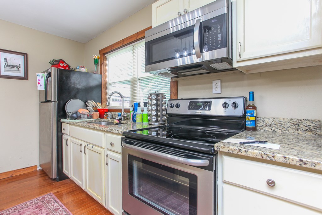 419383 Murphy Residential