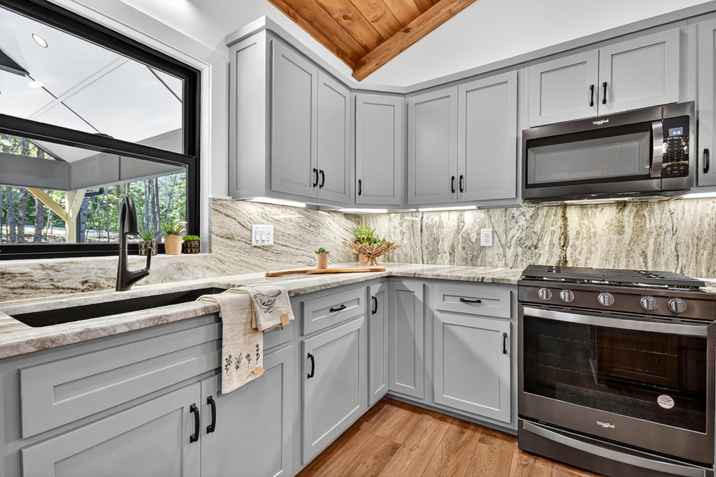 419394 Blue Ridge Residential