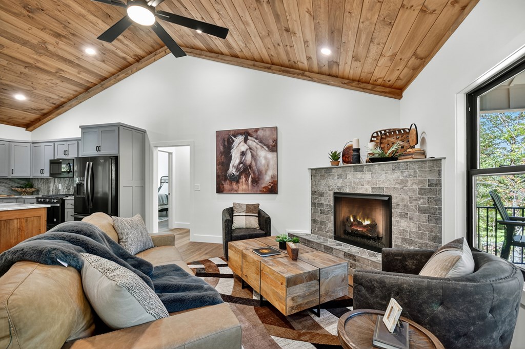 419394 Blue Ridge Residential