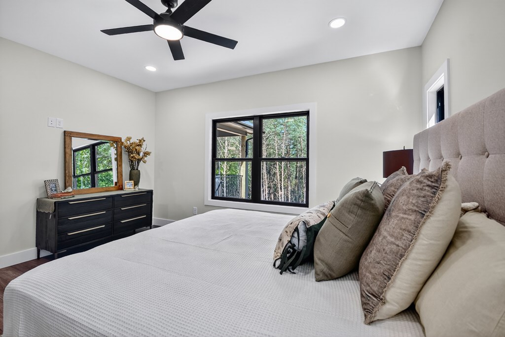 419394 Blue Ridge Residential