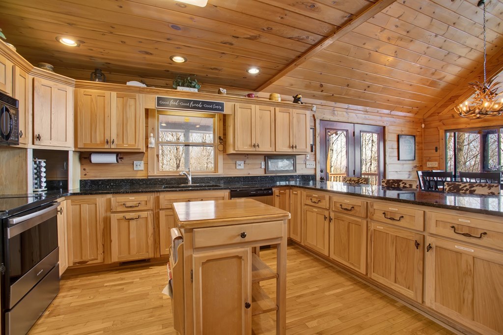 419406 Blue Ridge Residential