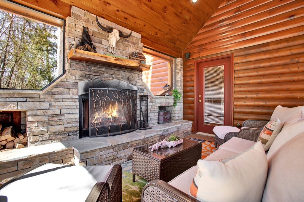 419406 Blue Ridge Residential