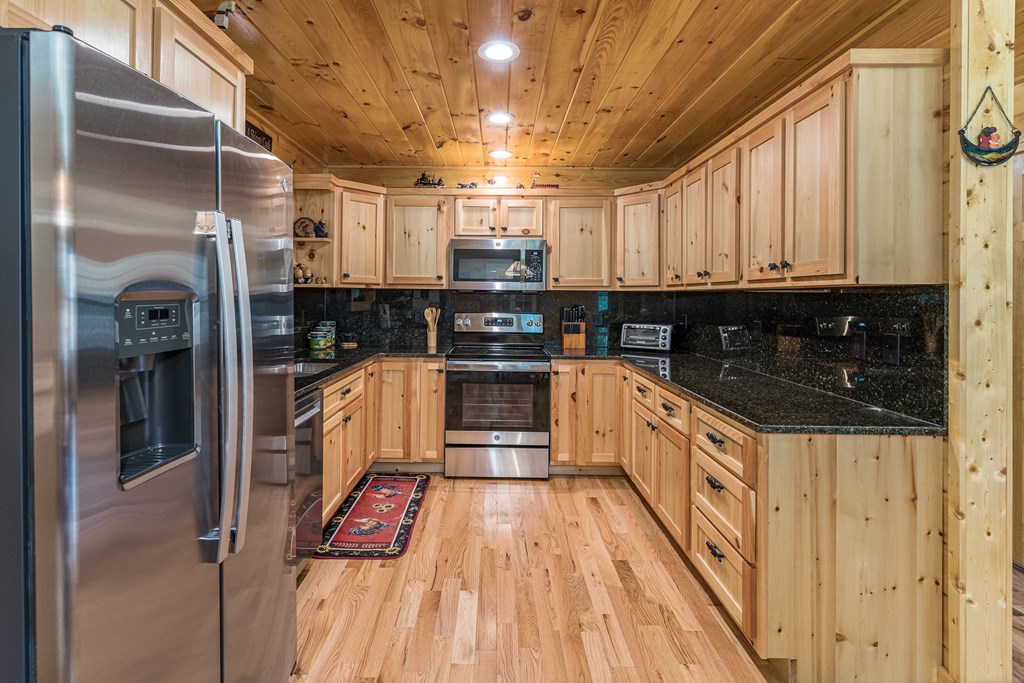 419409 Murphy Residential