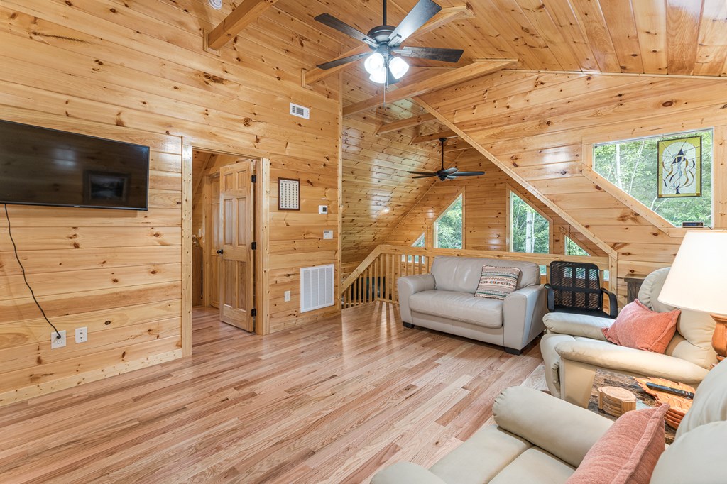 419409 Murphy Residential