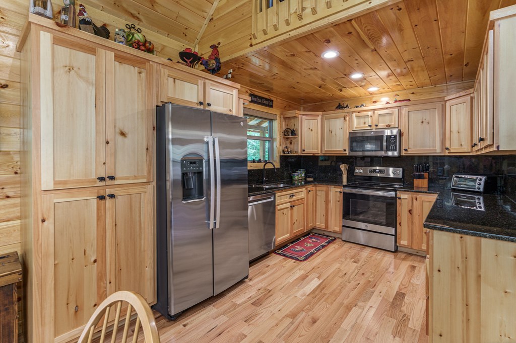 419409 Murphy Residential