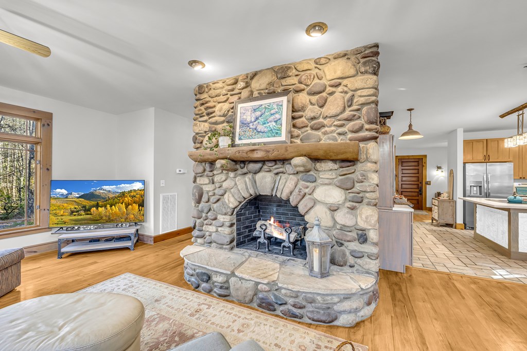 419414 Cherry Log Residential