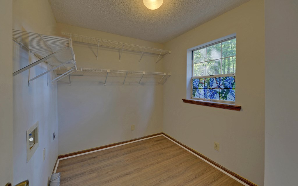 419416 Cumming Residential