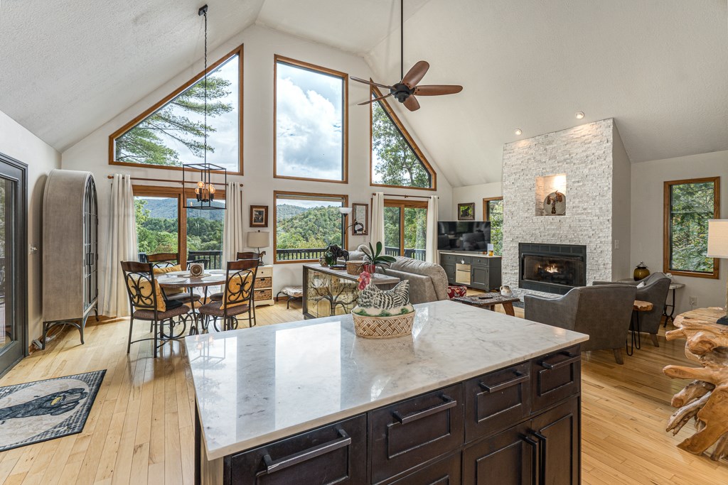 419455 Murphy Residential