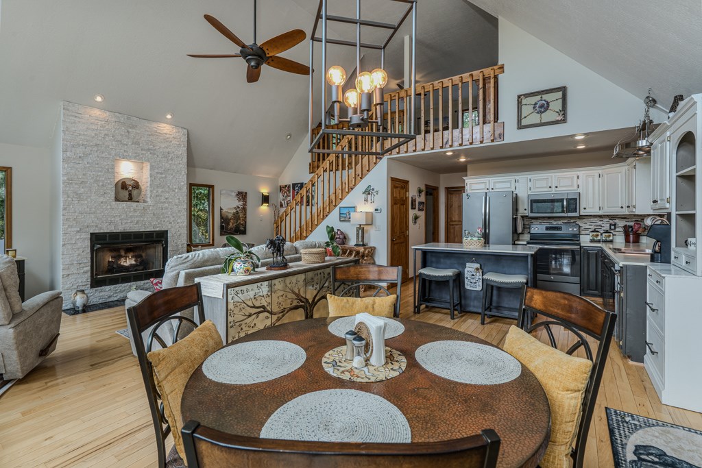 419455 Murphy Residential