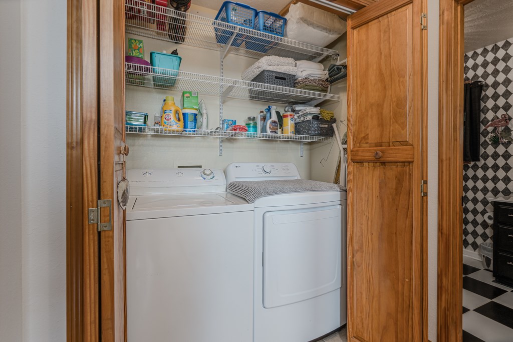 419455 Murphy Residential