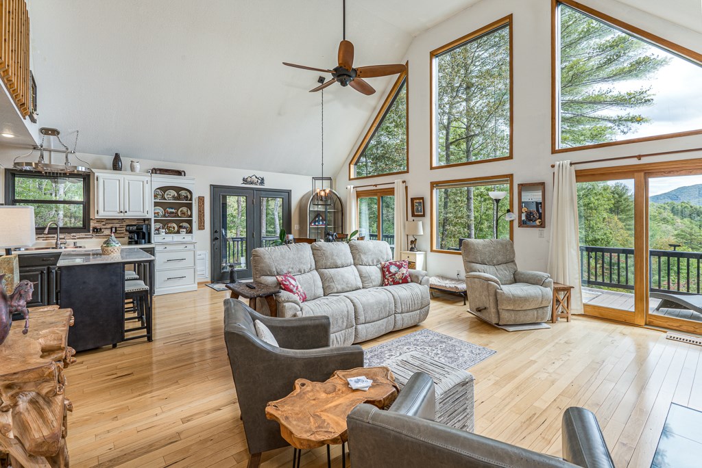 419455 Murphy Residential