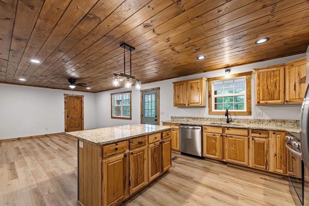 419458 McCaysville Residential