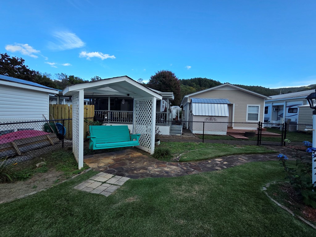 419460 Hiawassee Residential