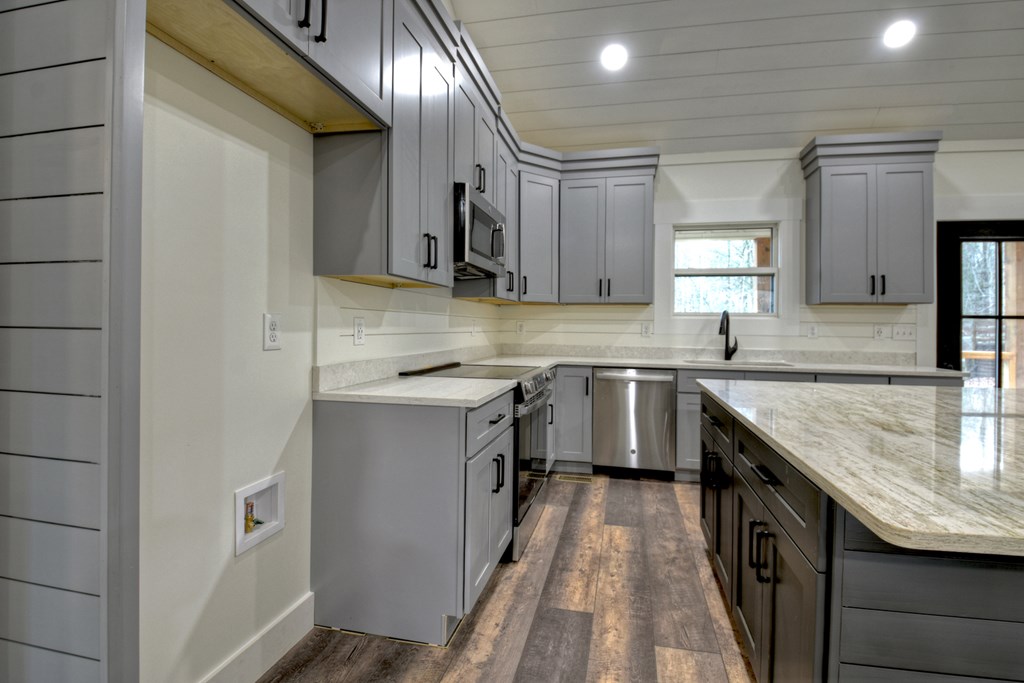 419461 Ellijay Residential