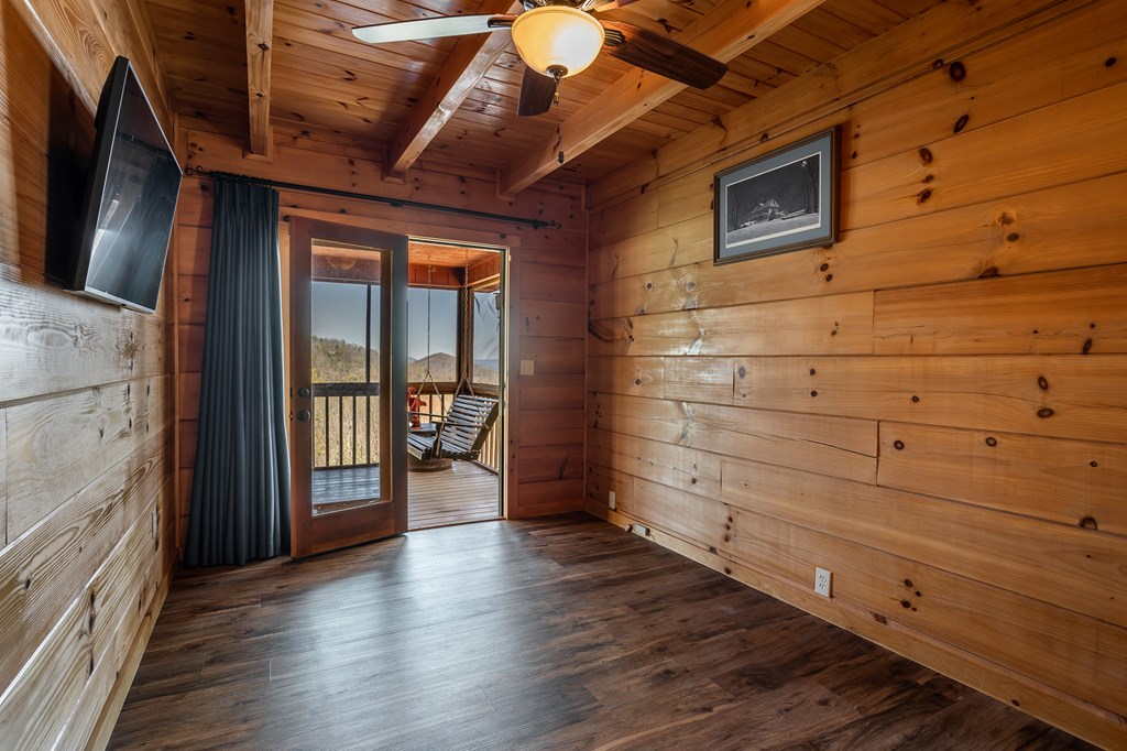 419464 Blue Ridge Residential