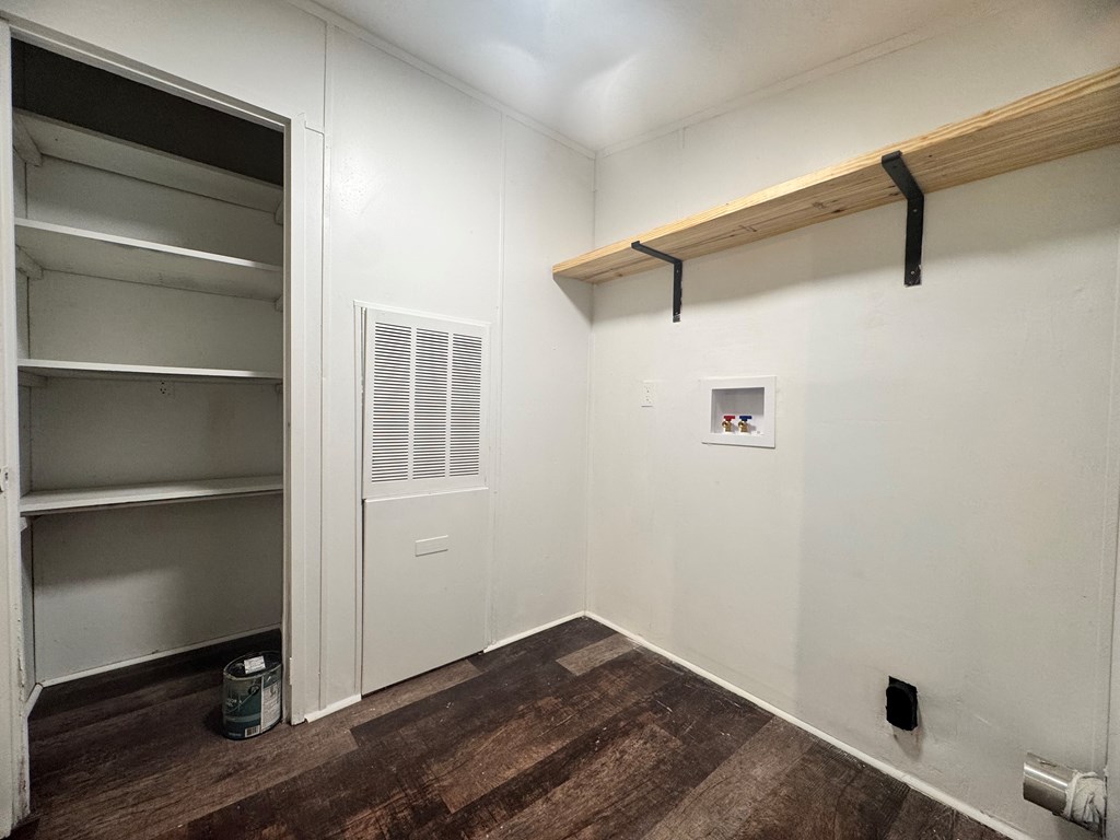 419468 Murphy Residential