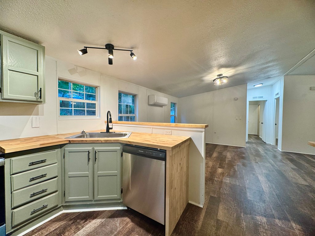 419468 Murphy Residential
