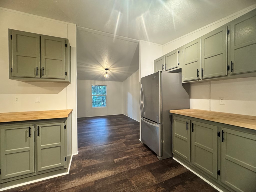 419468 Murphy Residential