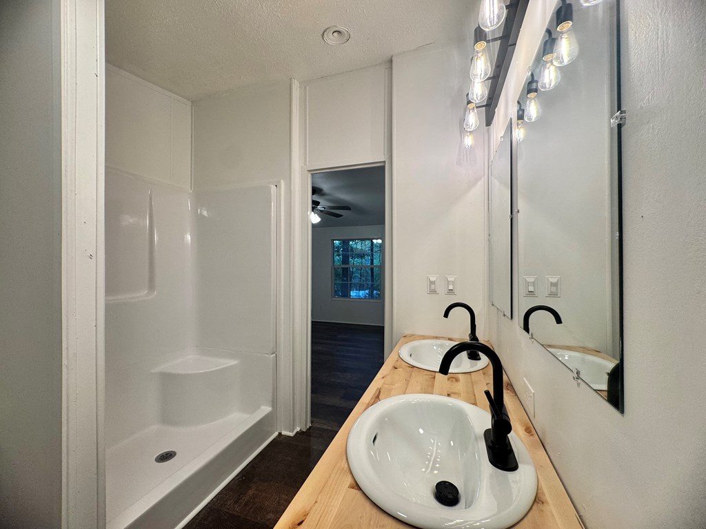 419468 Murphy Residential