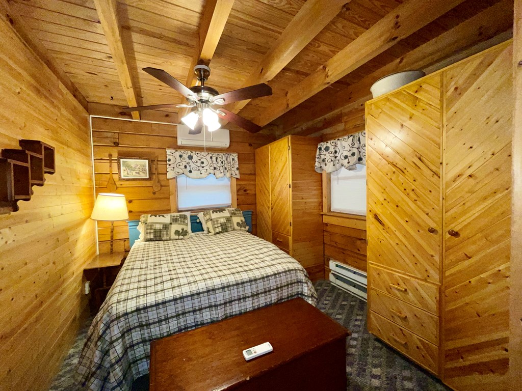 419481 Hayesville Residential