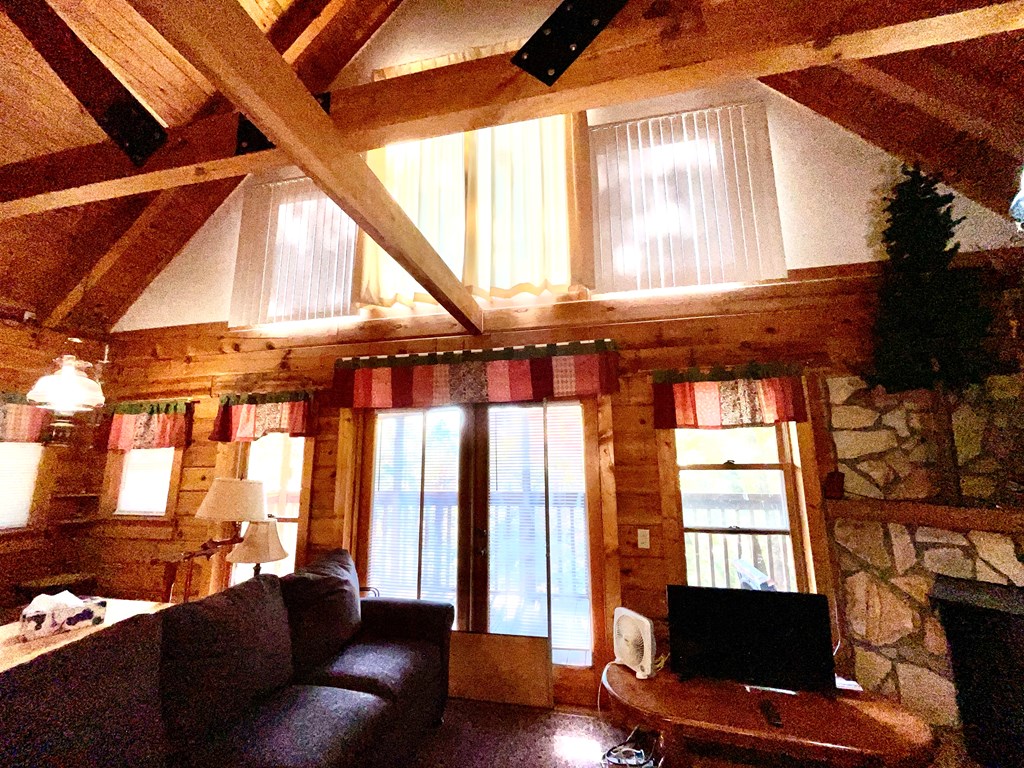419481 Hayesville Residential