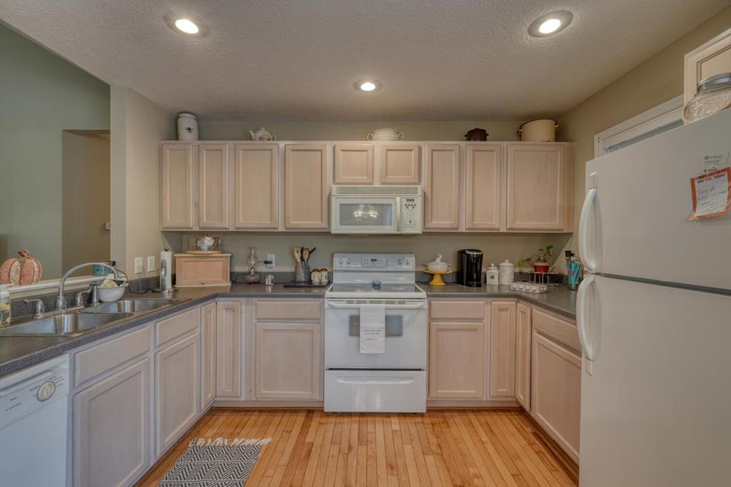 419484 Hiawassee Residential