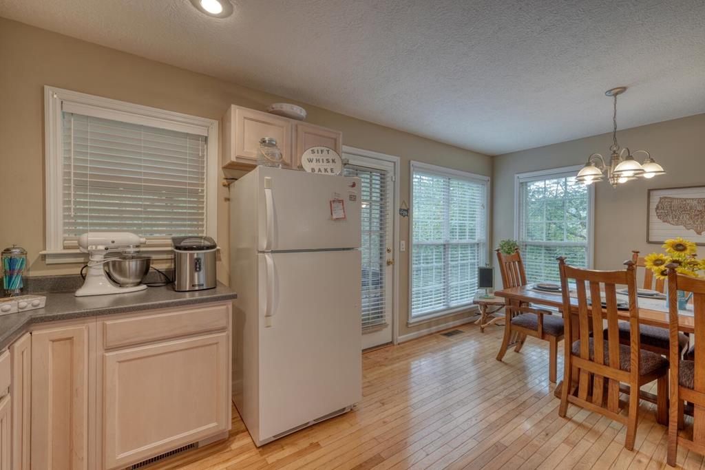 419484 Hiawassee Residential