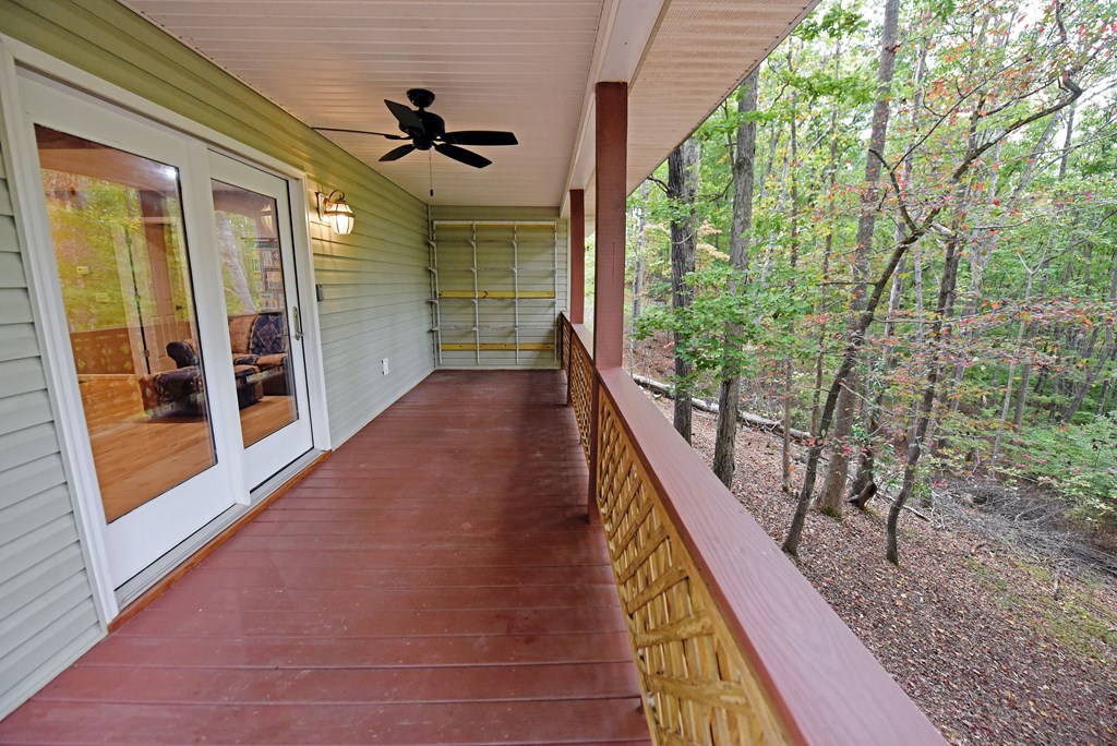 419498 Young Harris Residential