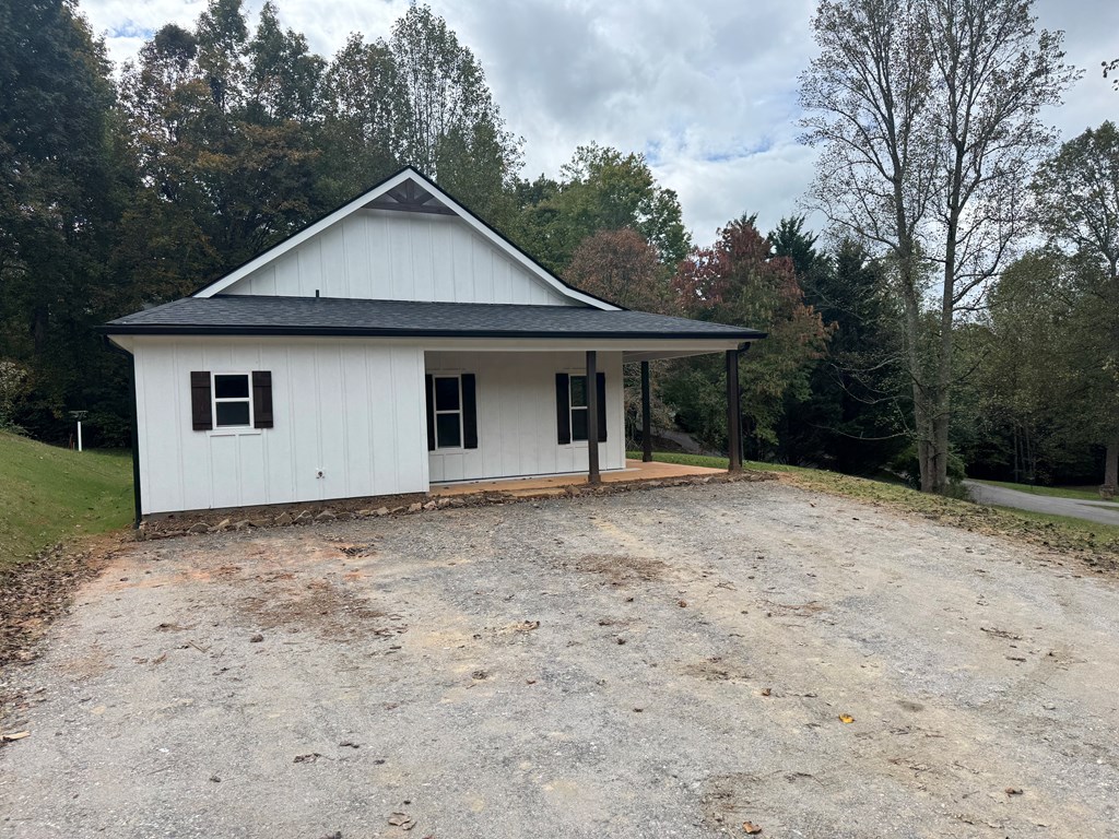 419499 Hayesville Residential