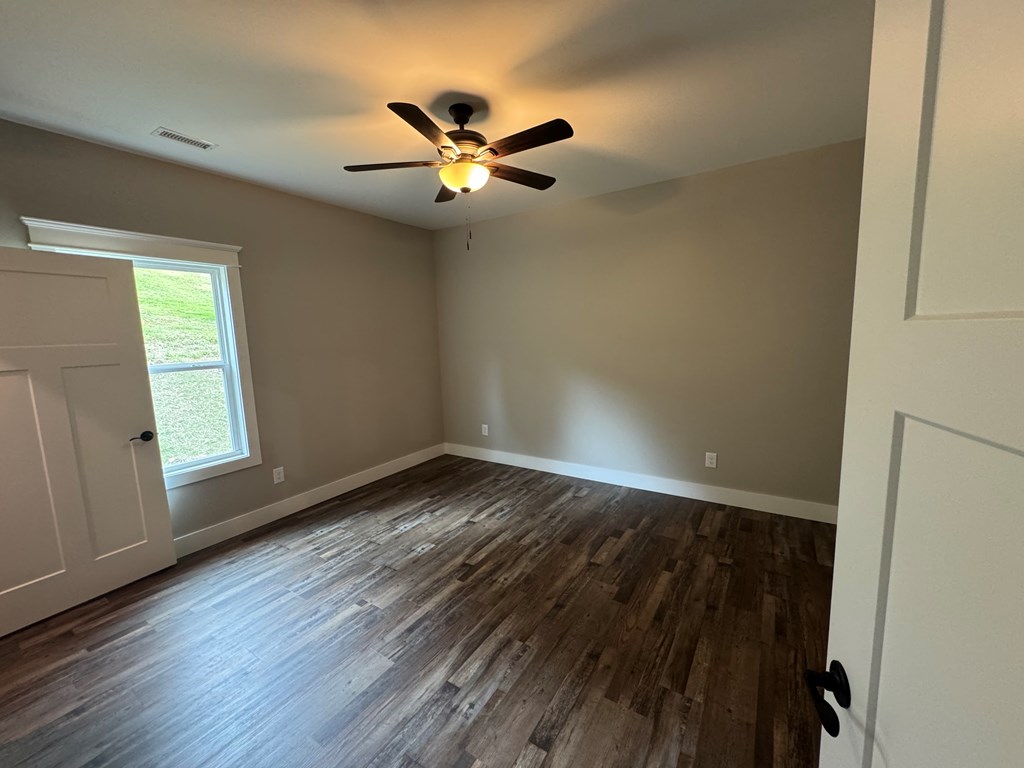 419499 Hayesville Residential