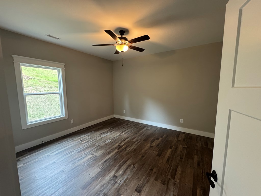 419499 Hayesville Residential