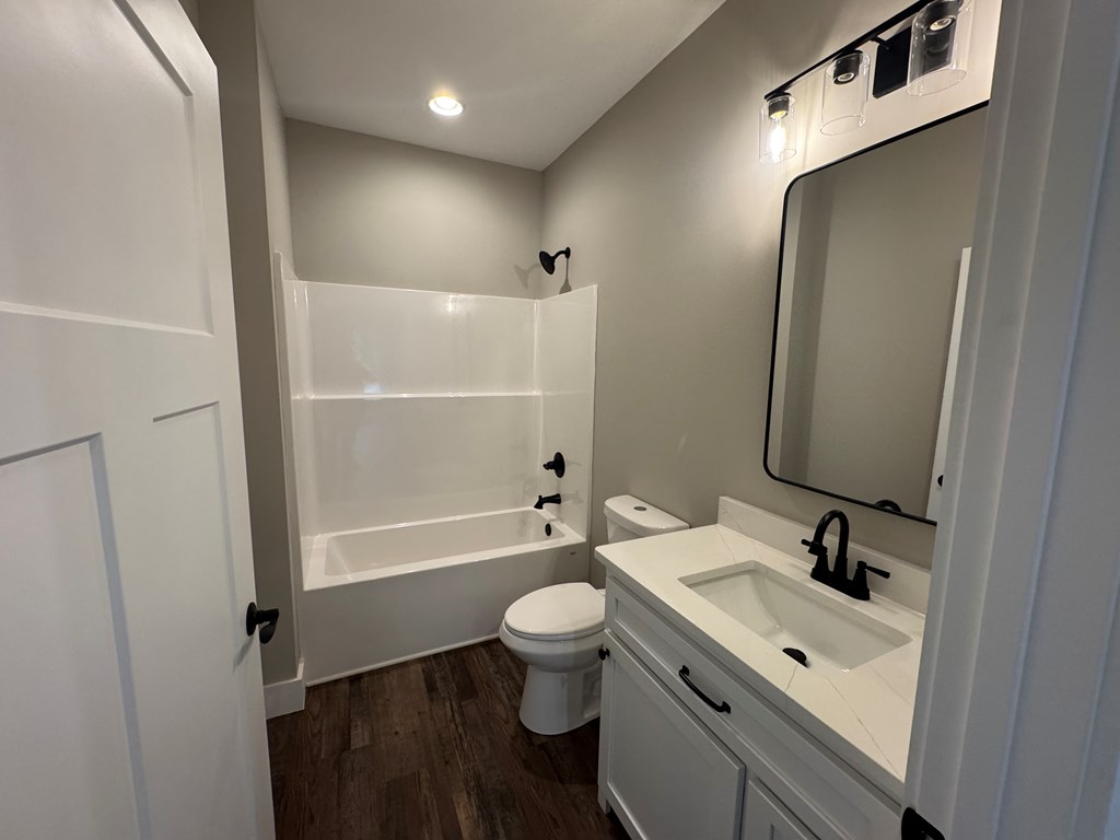 419499 Hayesville Residential